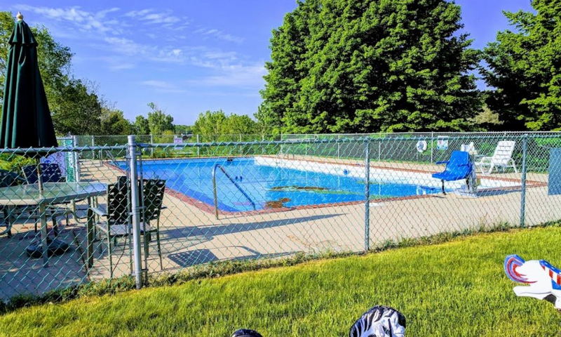 Alpine Budget Host (Alpine Motel) - From Web Listing (newer photo)